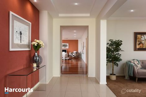 Property photo of 19 Cunningham Crescent Sandhurst VIC 3977