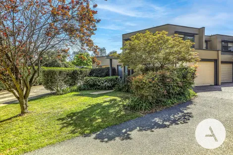Property photo of 1/10 Fox Place Lyneham ACT 2602