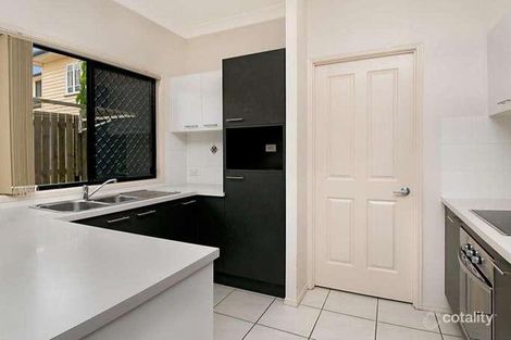 Property photo of 2/450 Hamilton Road Chermside QLD 4032