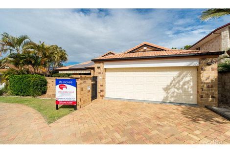 11 Sage Ct, Runaway Bay, QLD 4216