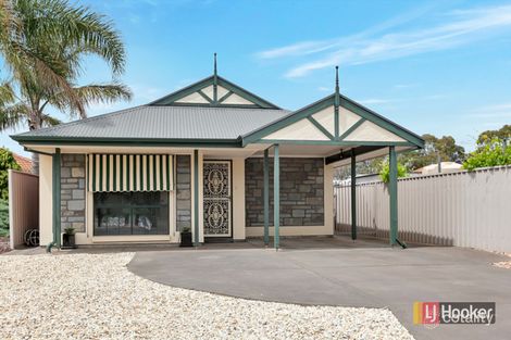 3 Woolford Pl, Pooraka, SA 5095
