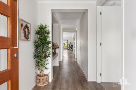 Property photo of 22 Daffodil Crescent Wallan VIC 3756