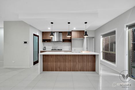 Property photo of 3 Weighbridge Avenue Wyndham Vale VIC 3024