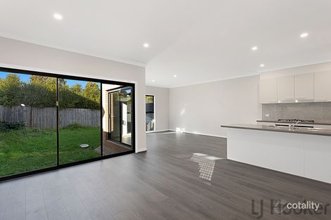 Property photo of 16B Frudal Crescent Knoxfield VIC 3180