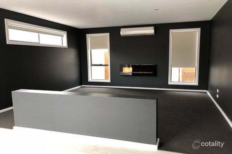 Property photo of 11A Advent Road Werribee VIC 3030