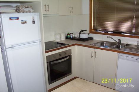 Property photo of 8/84 Malunna Road Lindisfarne TAS 7015