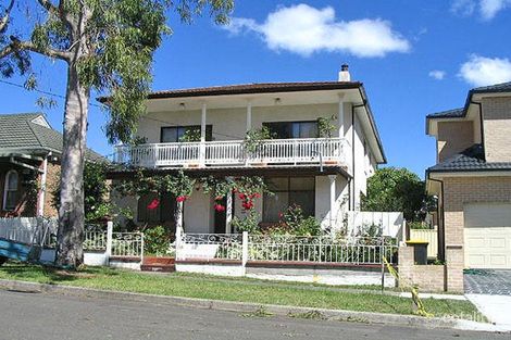 9 Prospect St, Carlton, NSW 2218