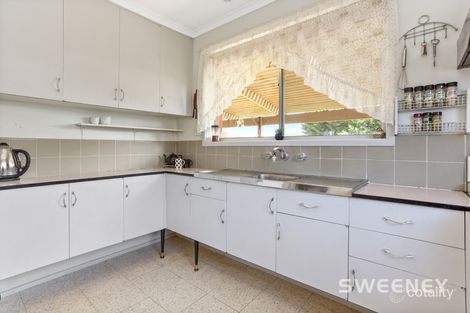Property photo of 8 Rush Court Altona VIC 3018