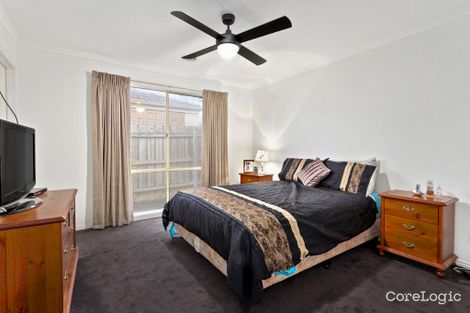 Property photo of 1 Hale Place Pakenham VIC 3810