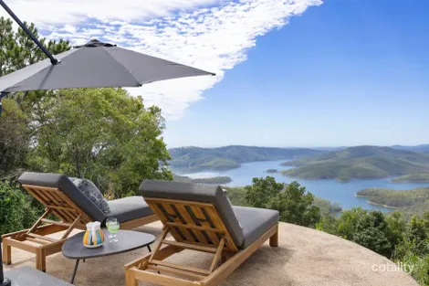 12 Loop Rd, Lower Beechmont, QLD 4211