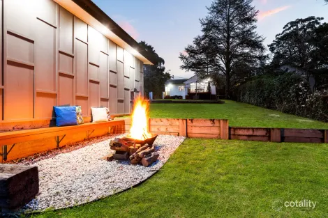 Property photo of 26 The Boulevarde Warrimoo NSW 2774