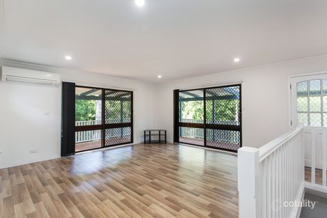 Property photo of 13 Adnamira Close Wyoming NSW 2250
