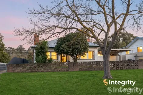 Property photo of 38 The Parade Yea VIC 3717
