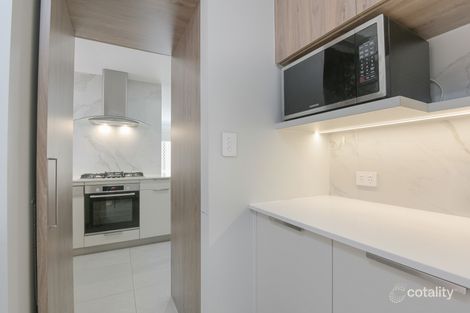 Property photo of 33 Petrel Close Wilson WA 6107