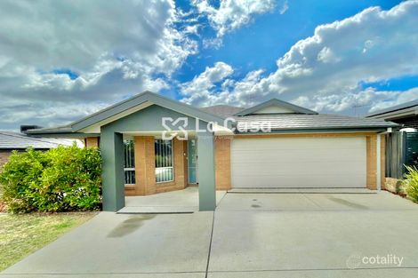 4 Len Barratt St, Bonner, ACT 2914