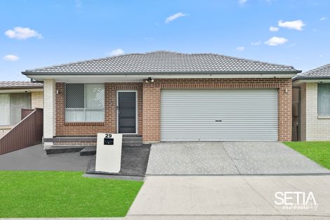 Property photo of 29 Romley Crescent Oakhurst NSW 2761