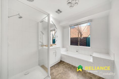 Property photo of 13 Woolpack Street Hoppers Crossing VIC 3029
