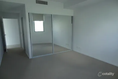 Property photo of 305/32 Russell Street South Brisbane QLD 4101