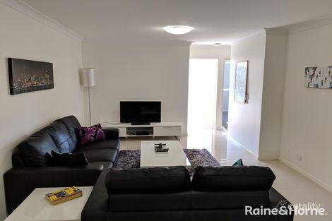 Property photo of 1/81 Armadale Street St Lucia QLD 4067