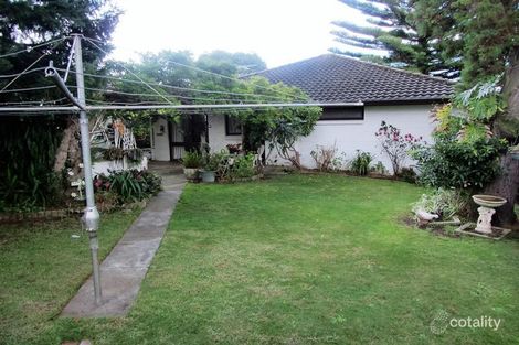 Property photo of 8 McClure Street Drouin VIC 3818