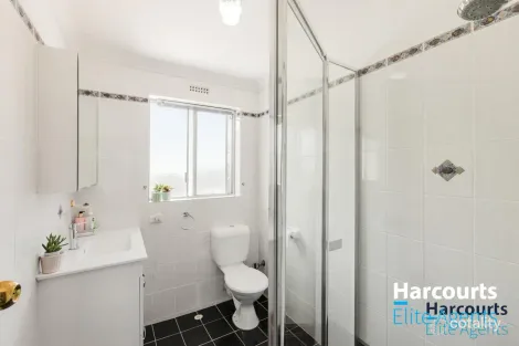 Property photo of 3/4-6 Gloucester Avenue Shoalwater WA 6169