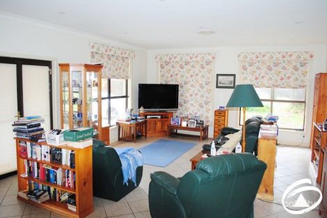 Property photo of 24 Hewitt Close Orange NSW 2800