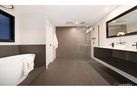 Property photo of 52 City View Road Camp Hill QLD 4152