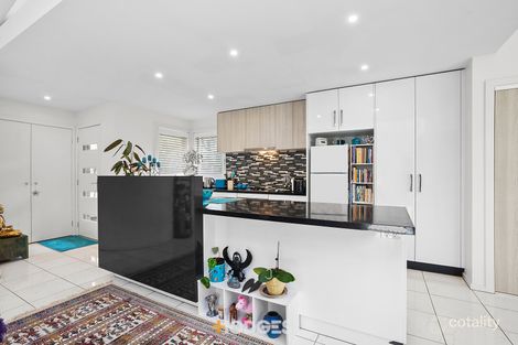 Property photo of 2/2 Craddock Street North Geelong VIC 3215