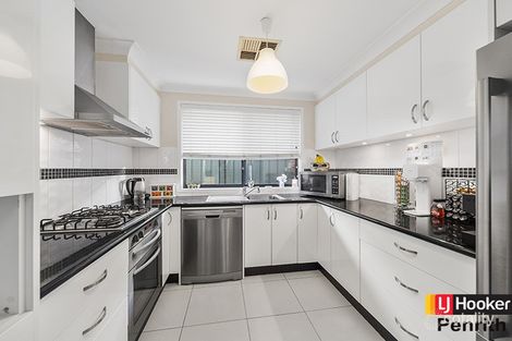 Property photo of 9 Monarch Circuit Glenmore Park NSW 2745