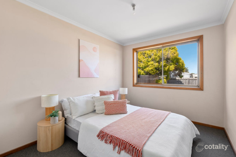 Property photo of 205 Childs Road Mill Park VIC 3082