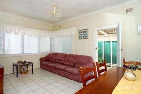 Property photo of 23 Caley Street Chifley NSW 2036