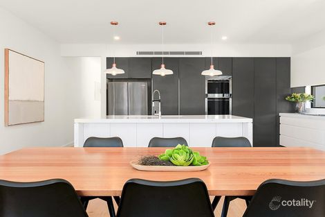Property photo of 10 Morinda Close Figtree NSW 2525