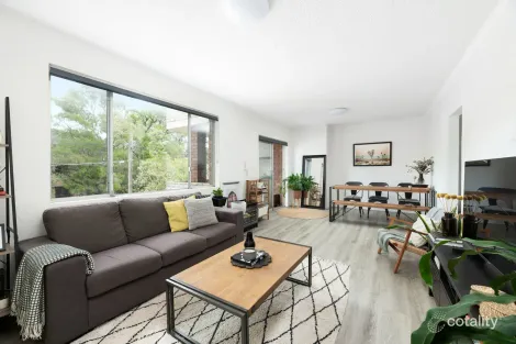 Property photo of 2/31 Talara Road Gymea NSW 2227