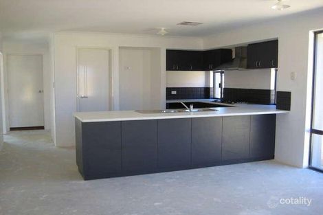 Property photo of 11 Turnberry Way The Vines WA 6069