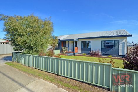 Property photo of 63 Chester Pass Road Orana WA 6330