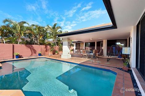 Property photo of 68 Sir Bruce Small Boulevard Benowa QLD 4217