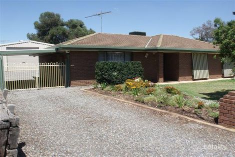Property photo of 27 Luringa Close Craigmore SA 5114