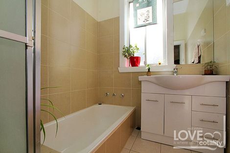 Property photo of 208 Raglan Street Preston VIC 3072