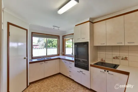 Property photo of 7 Alroe Court Kearneys Spring QLD 4350