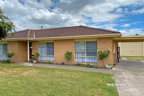 51 Dinwoodie Dr, Newborough, VIC 3825