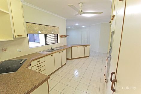 Property photo of 12 Summerhill Drive Mooroobool QLD 4870