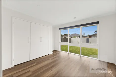 Property photo of 5 Windsor Crescent Bundoora VIC 3083