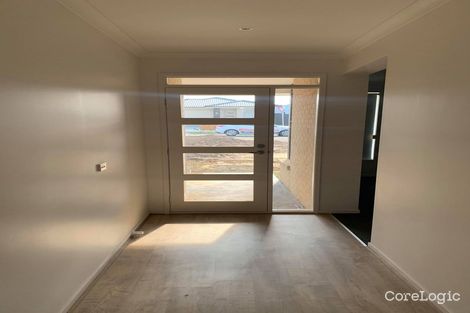 Property photo of 10 Ivy Lane Wallan VIC 3756