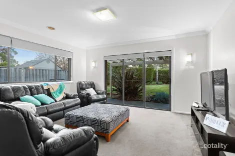 Property photo of 113 Sandhurst Boulevard Sandhurst VIC 3977