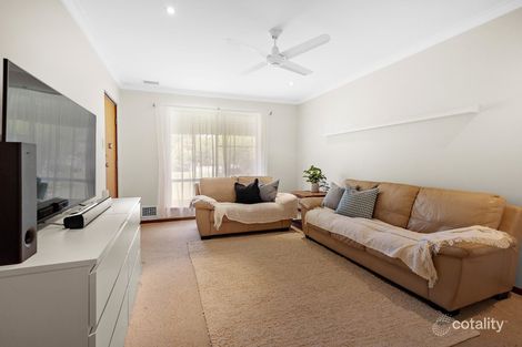 Property photo of 3 Islip Place Woodlands WA 6018