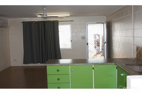 2/15 Fraire St, Hermit Park, QLD 4812