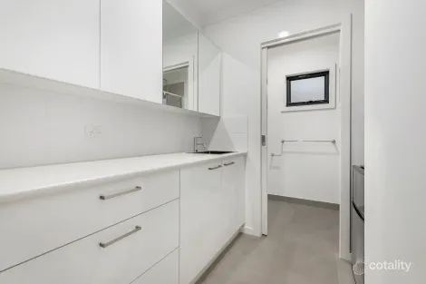 Property photo of 29 Fourth Avenue Hoppers Crossing VIC 3029
