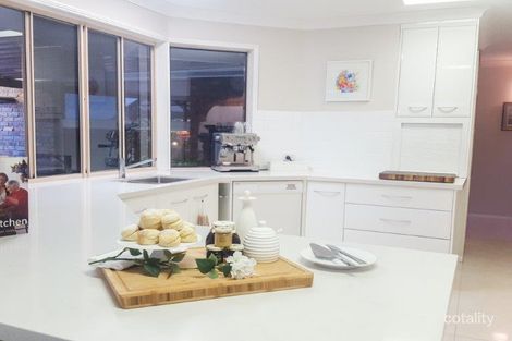 Property photo of 2 Silverash Court Capalaba QLD 4157