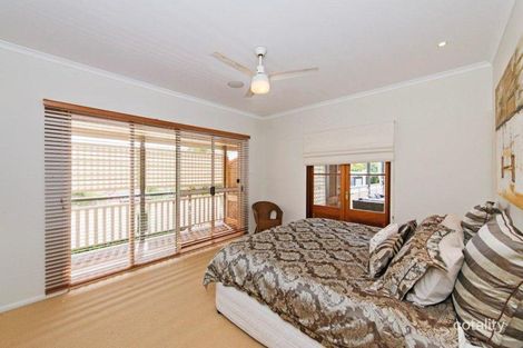 Property photo of 82 Boundary Road Camp Hill QLD 4152