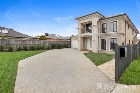 Property photo of 11 Myoora Crescent Greenvale VIC 3059